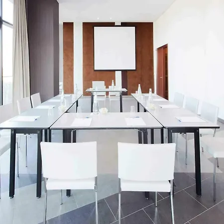 Ibis Styles Eur Отель