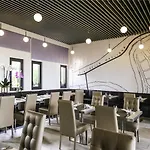 Ibis Styles Eur Hotel 4*