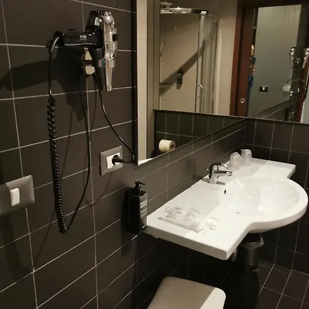 Ξενοδοχείο Ibis Styles Eur 4*